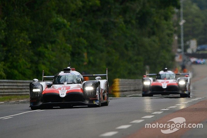 #8 Toyota Gazoo Racing Toyota TS050: Sébastien Buemi, Kazuki Nakajima, Fernando Alonso, #7 Toyota Gazoo Racing Toyota TS050: Mike Conway, Kamui Kobayashi, Jose Maria Lopez