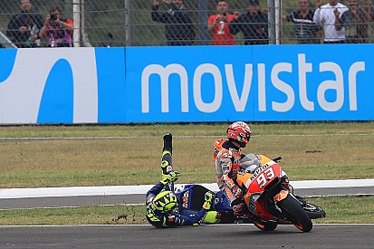 В MotoGP будут строже наказывать гонщиков после инцидентов в Аргентине