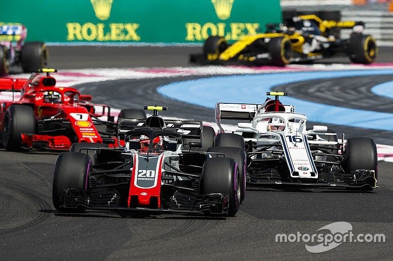 Ferrari решила обкатать новую версию мотора на Sauber и Haas