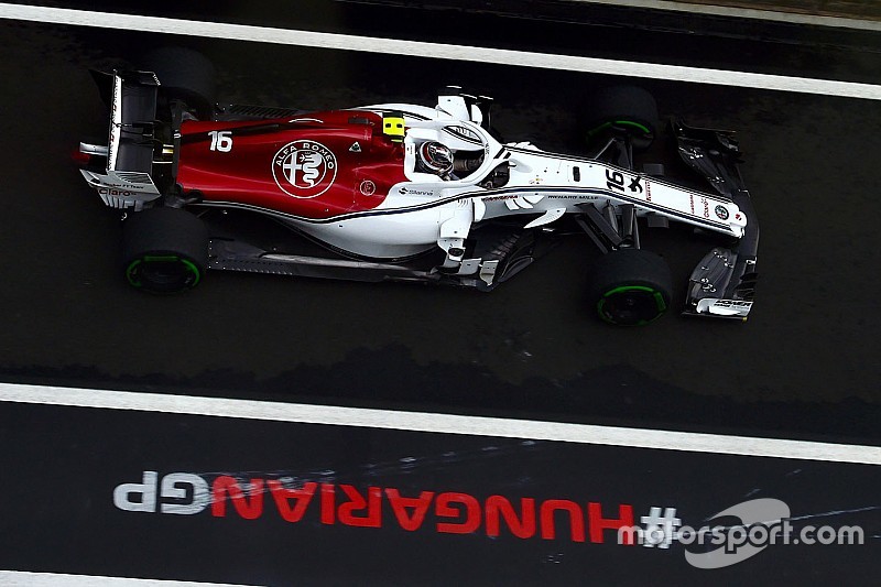 Sauber pilotları, sezon arasına puansız girdiği için mutsuz