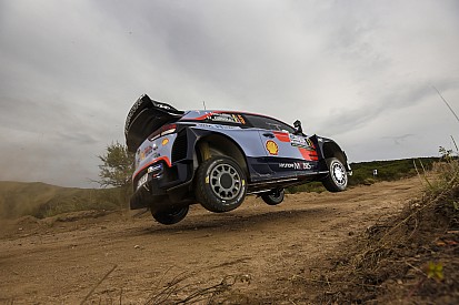 Csak úgy repkednek a WRC-gépek az Argentin Ralin