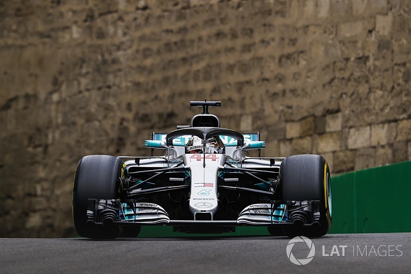 Hamilton na snelle tijd Ricciardo: “Red Bull ligt vrij ver voor op ons”