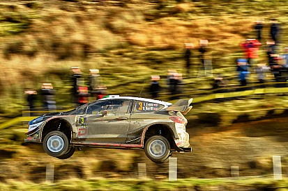 Wales WRC: Evans stretches lead to almost 50 seconds