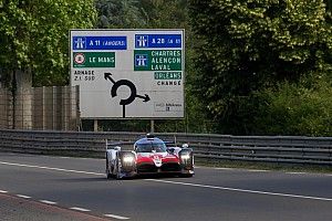 Alonso logró el mejor tiempo en la sesión vespertina en Le Mans