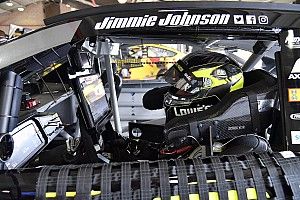Jimmie Johnson ends top ten drought at Fontana