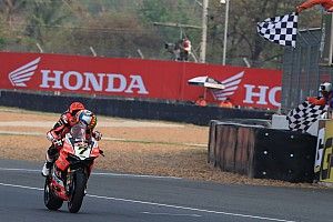 Buriram WSBK: Davies wins, both Kawasakis suffer