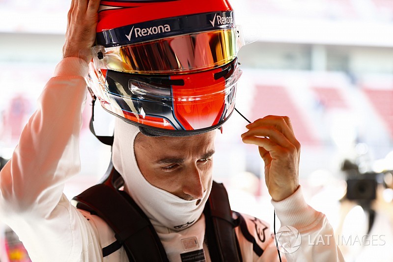 Képeken Robert Kubica F1-es visszatérése Barcelonában