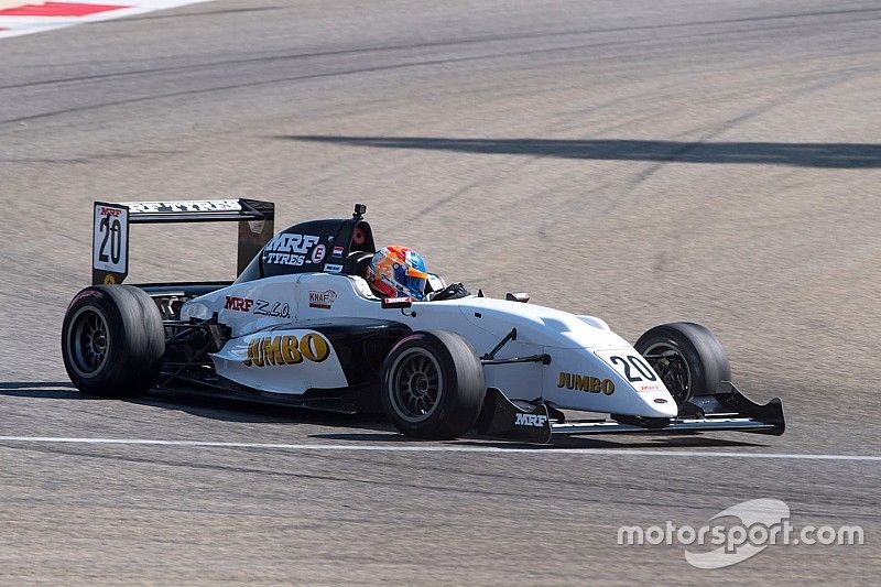 Dubai MRF: Van Kalmthout dominates Race 2