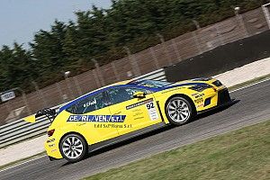 Carlotta Fedeli ad Imola con la León della BD Racing