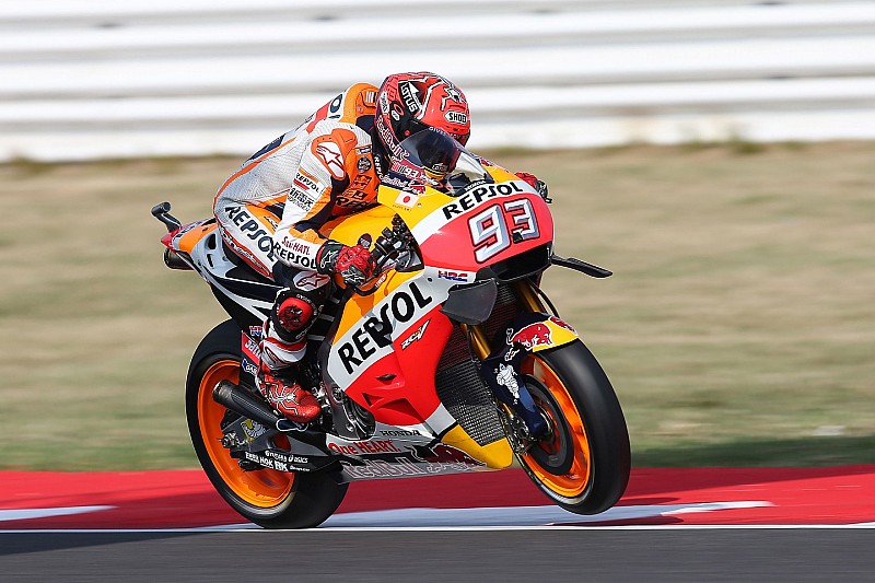 Marquez dan Pedrosa uji coba mesin 2017