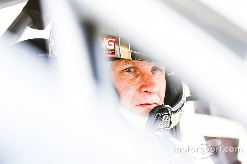 Lydden World RX: Solberg maintains lead before finals