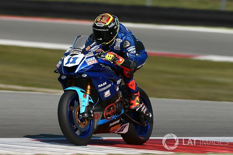 Supersport-WM Donington: Sandro Cortese in Reihe eins