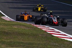 Haas cree que Renault y McLaren están "teniendo suerte"