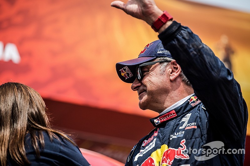 Peugeot todavía no se decanta por Sainz