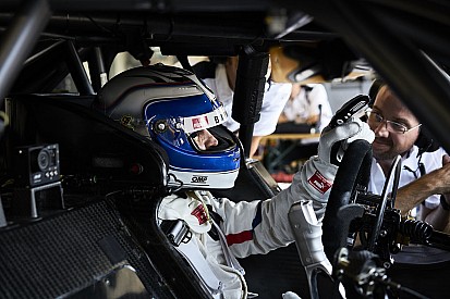 Für Misano-Gaststart: So wird der BMW für Zanardi umgebaut