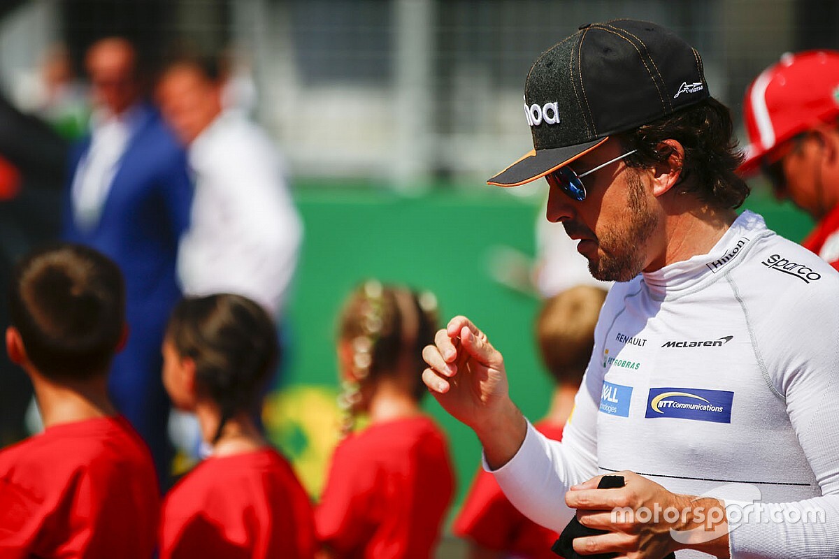 Verstappen: "Alonso en iyi araçlarla yarışsaydı şampiyon olabilirdi"