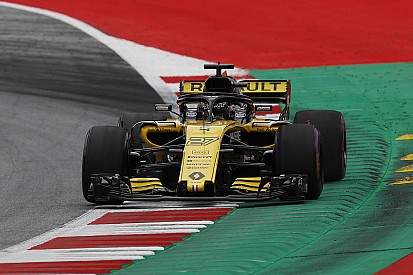 Renault pilotları cumartesi günü gelişim kaydetmeyi bekliyor