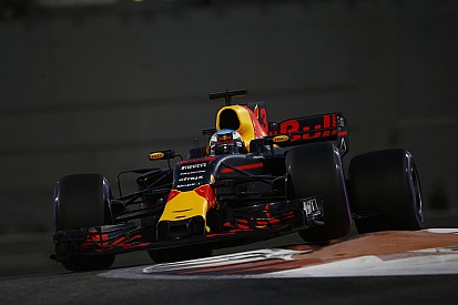 Red Bull, 2018 sezonu öncesinde takım logosunu değiştirdi