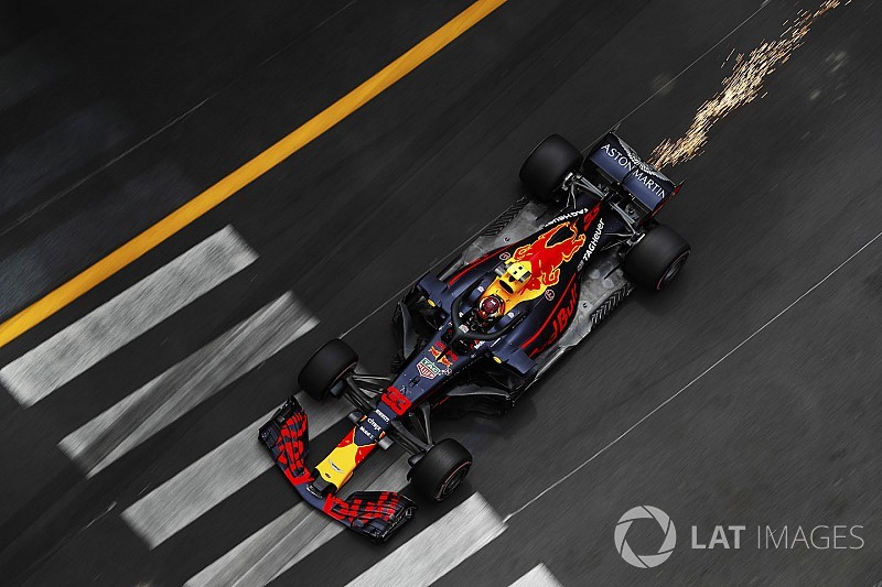 Verstappen blanchi par les commissaires