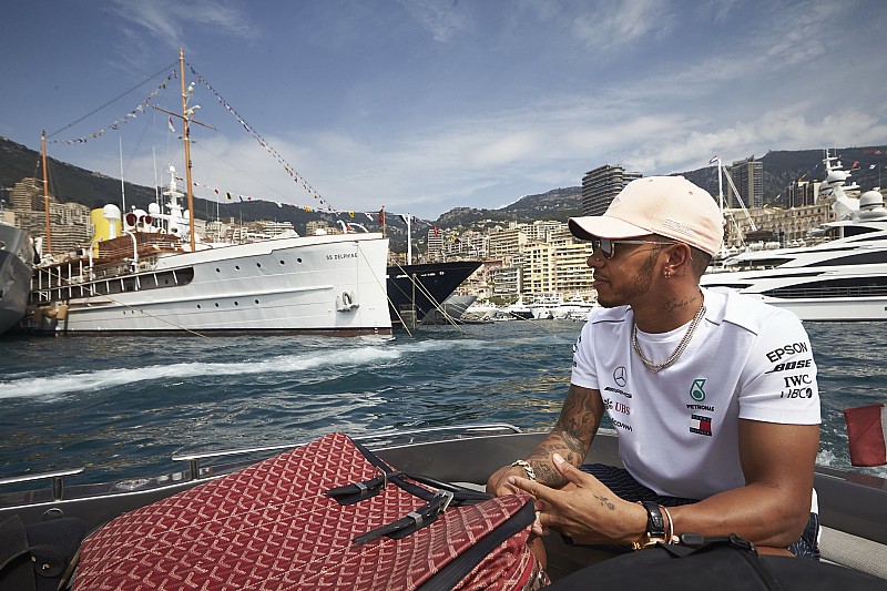Mindössze 14 pontos előnnyel várhatja Hamilton a Kanadai Nagydíjat