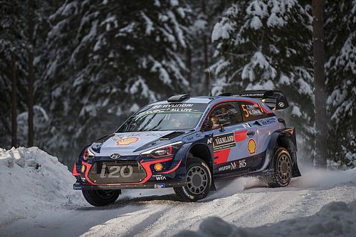 WRC Zweden: Neuville deelt eerste tik uit aan Ogier