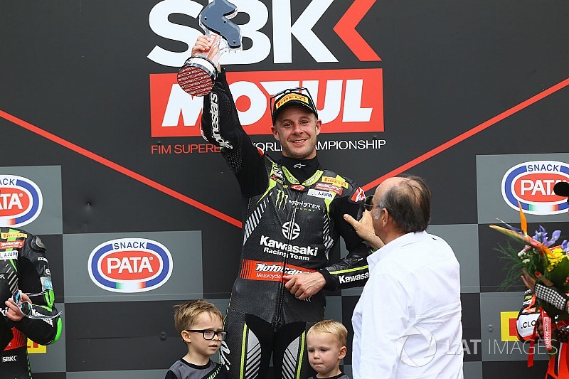 Championnat - Rea creuse l'écart sur Davies, Sykes dans le top 3