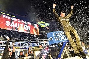 Johnny Sauter grabs fourth Truck win of 2018 at Texas