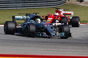 Villeneuve dice que Hamilton "se durmió" y Vettel lo despertó