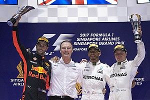GP Singapura: Hamilton berjaya, Vettel tersingkir dramatis