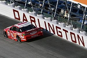 Hamlin recupera dopo un errore e torna alla vittoria a Darlington