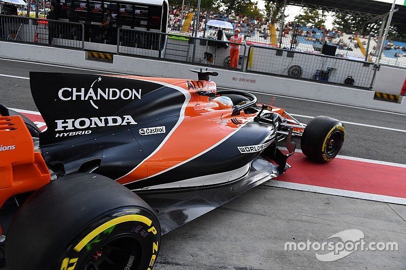 Alonso terkena penalti mundur 35 grid di Monza