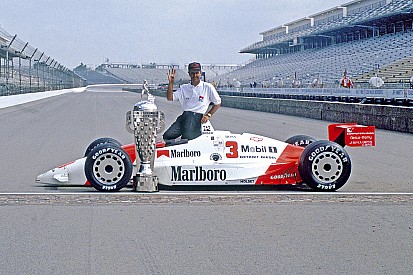 Четырехкратный победитель Indy 500 увидел в новых машинах IndyCar шанс для Алонсо