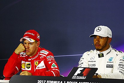 Hamilton: “Vettel no quiere ser mi compañero”