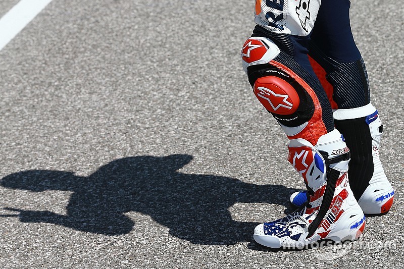 Patung Liberty hiasi sepatu balap Marquez