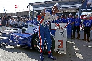 Long Beach IndyCar: Castroneves grabs pole, other Penskes falter