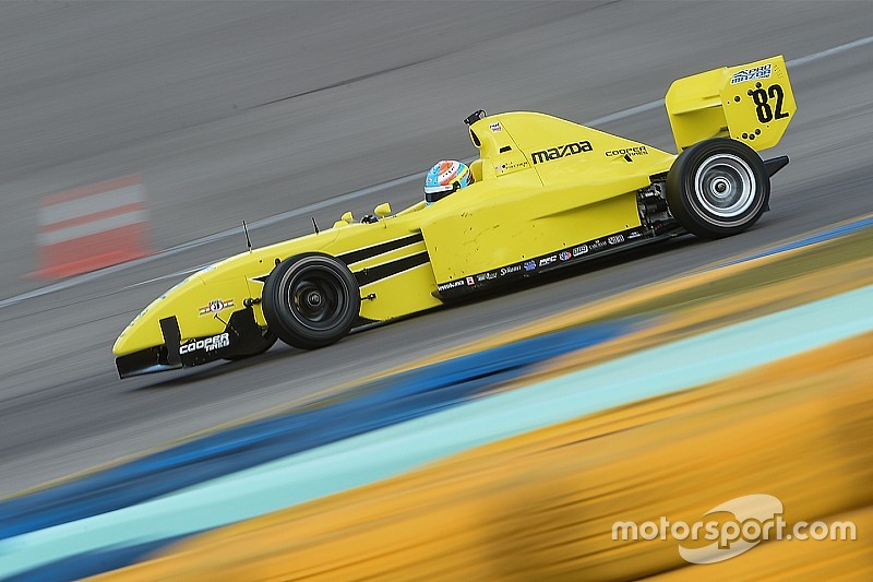 Fischer, Askew top Mazda Road To Indy test on Day 1