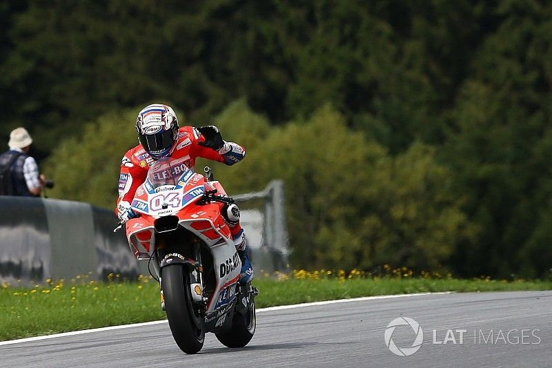 MotoGP Austria: Dovizioso puncaki warm-up, Rossi keenam
