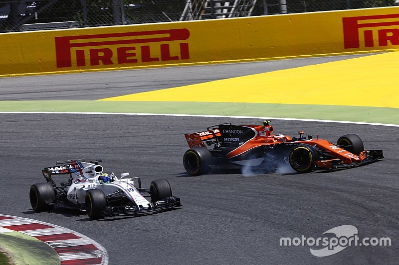 La colonna di Vandoorne: "Quando ho visto Massa era troppo tardi"