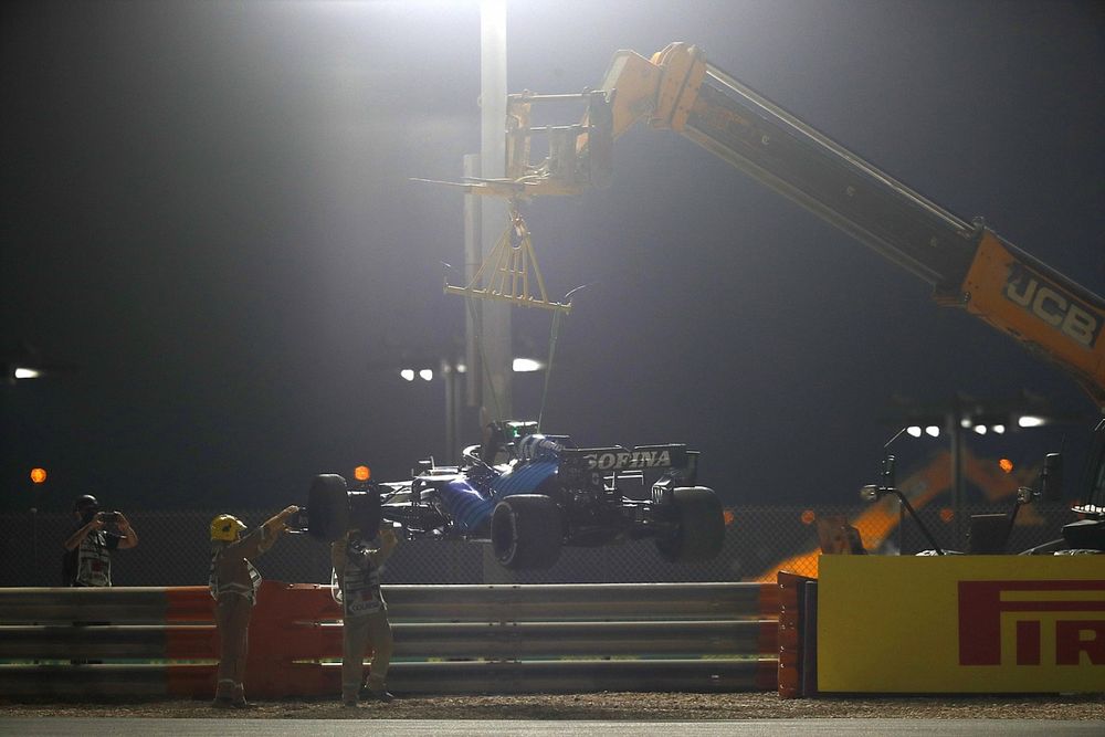 Pirelli explica la causa de los pinchazos en el GP de Qatar de F1