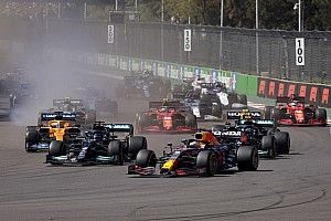 Hamilton: Bottas "left door open" to Verstappen in Mexico GP start