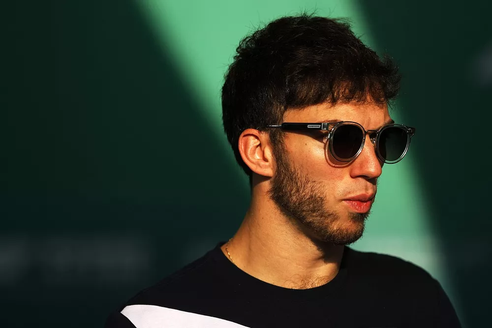 Pierre Gasly, AlphaTauri spreekt met de media