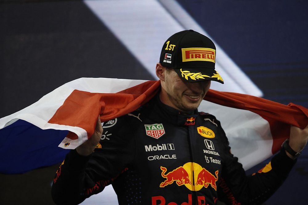 Montoya: "Verstappen'in 'fazla agresif' sürüşü yanına kâr kaldı"