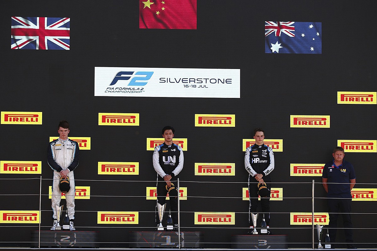 Zhou se lleva la victoria delante de Ticktum en F2
