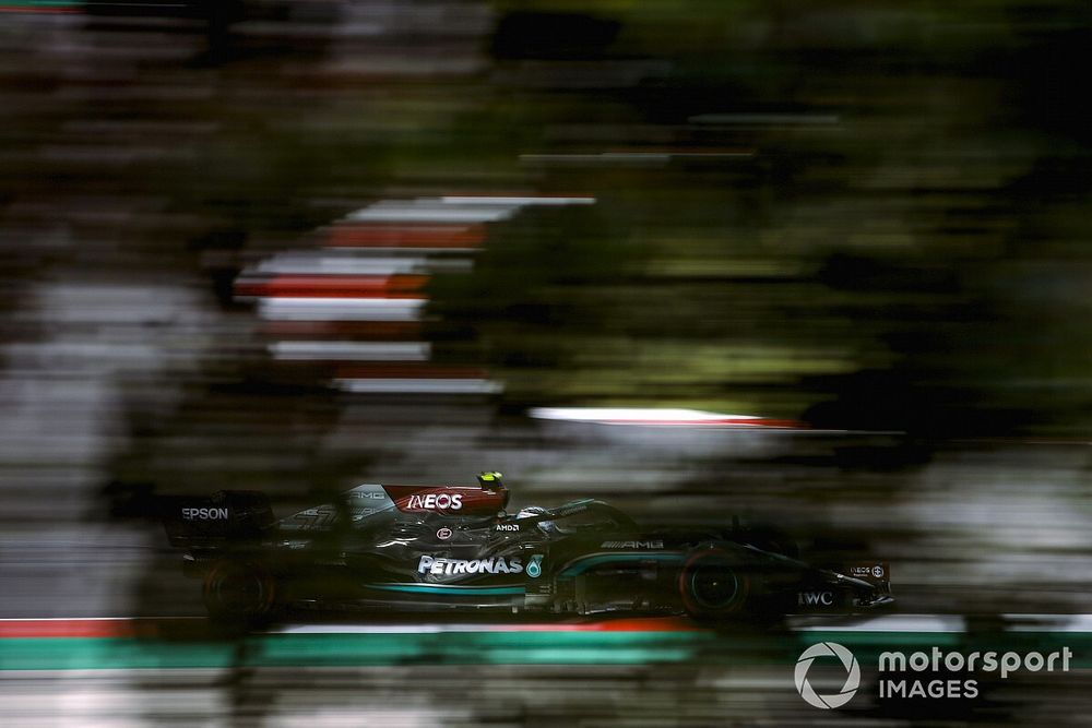 Bottas: "Bu gece daha fazla gelişen taraf pole pozisyonunu alacak"