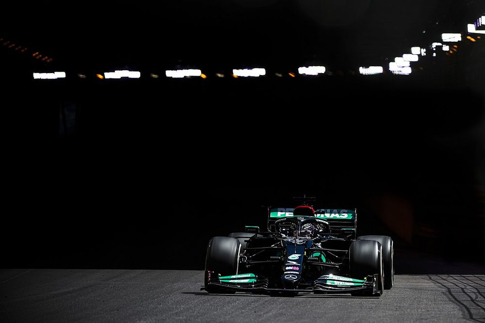 Lewis Hamilton, Mercedes W12