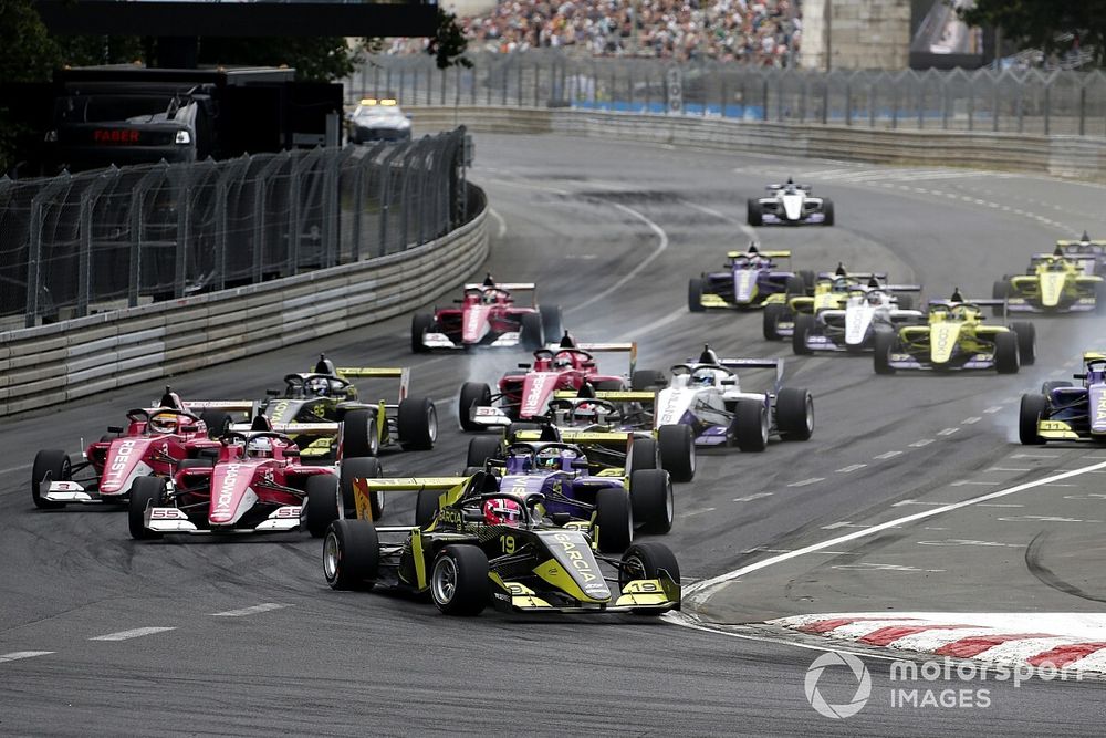 F1'in yeni destek serisi W Series'in 2021 takvimi açıklandı