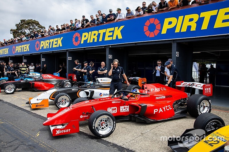 AO VIVO: Assista à primeira bateria classificatória da S5000, com Barrichello em ação
