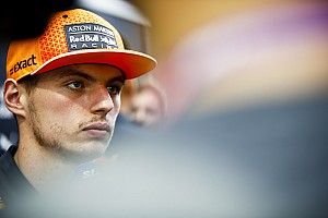 Verstappen nem érti a Ferrari brutális tempóját