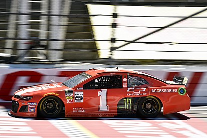 Kurt Busch wins Stage 1 of rain-delayed Southern 500