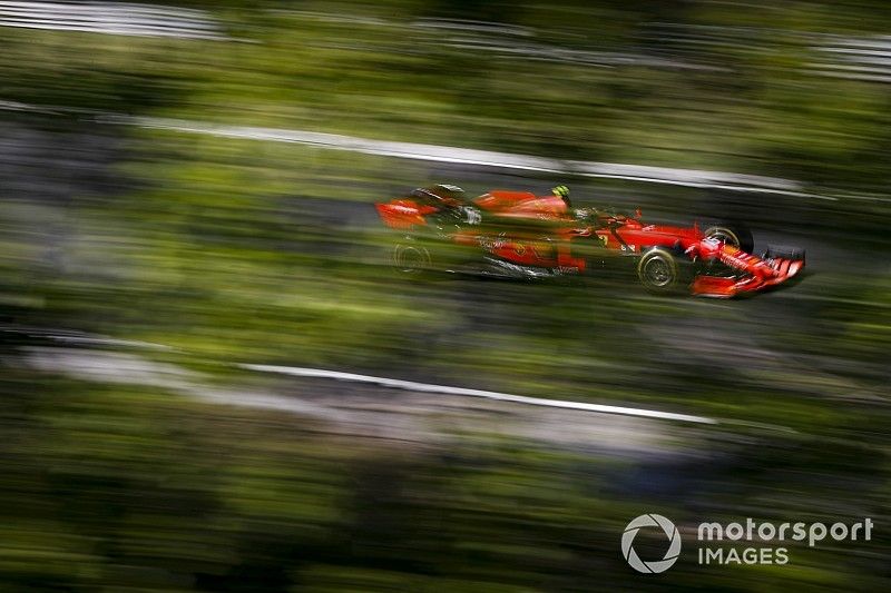 Las simulaciones de Ferrari vaticinaban... ¡que serían doblados!